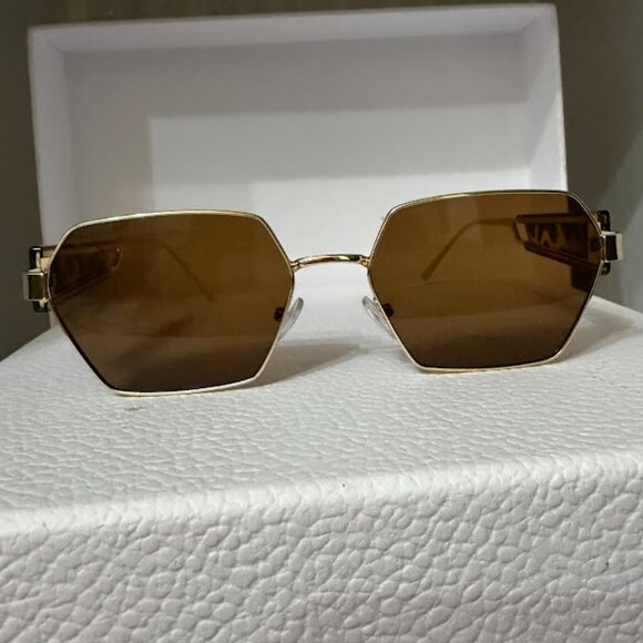 New Women’s Geometric Sunglasses Style Gold Frame Brown Lenses